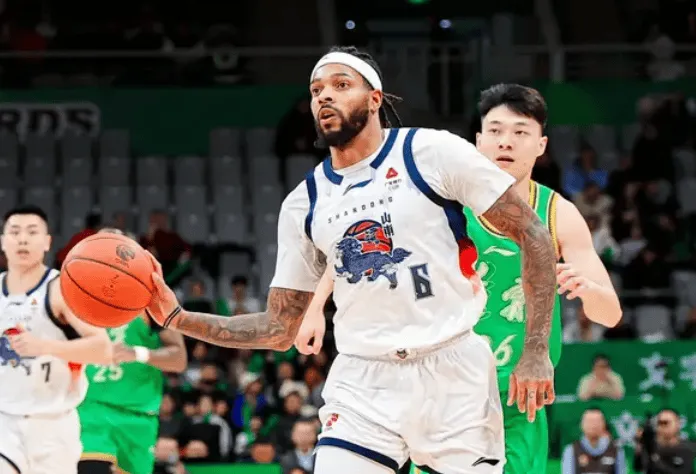 开云体育-媒体人：山东男篮外援珀塞尔因为感冒发烧，缺席今晚比赛