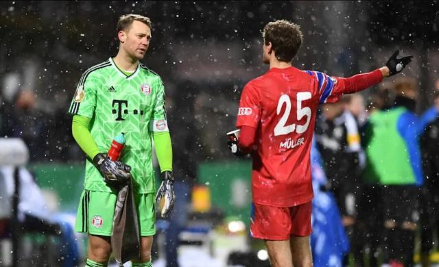 开云体育-德乙球队敲响警钟or丧钟？拜仁的三冠梦是时候醒了